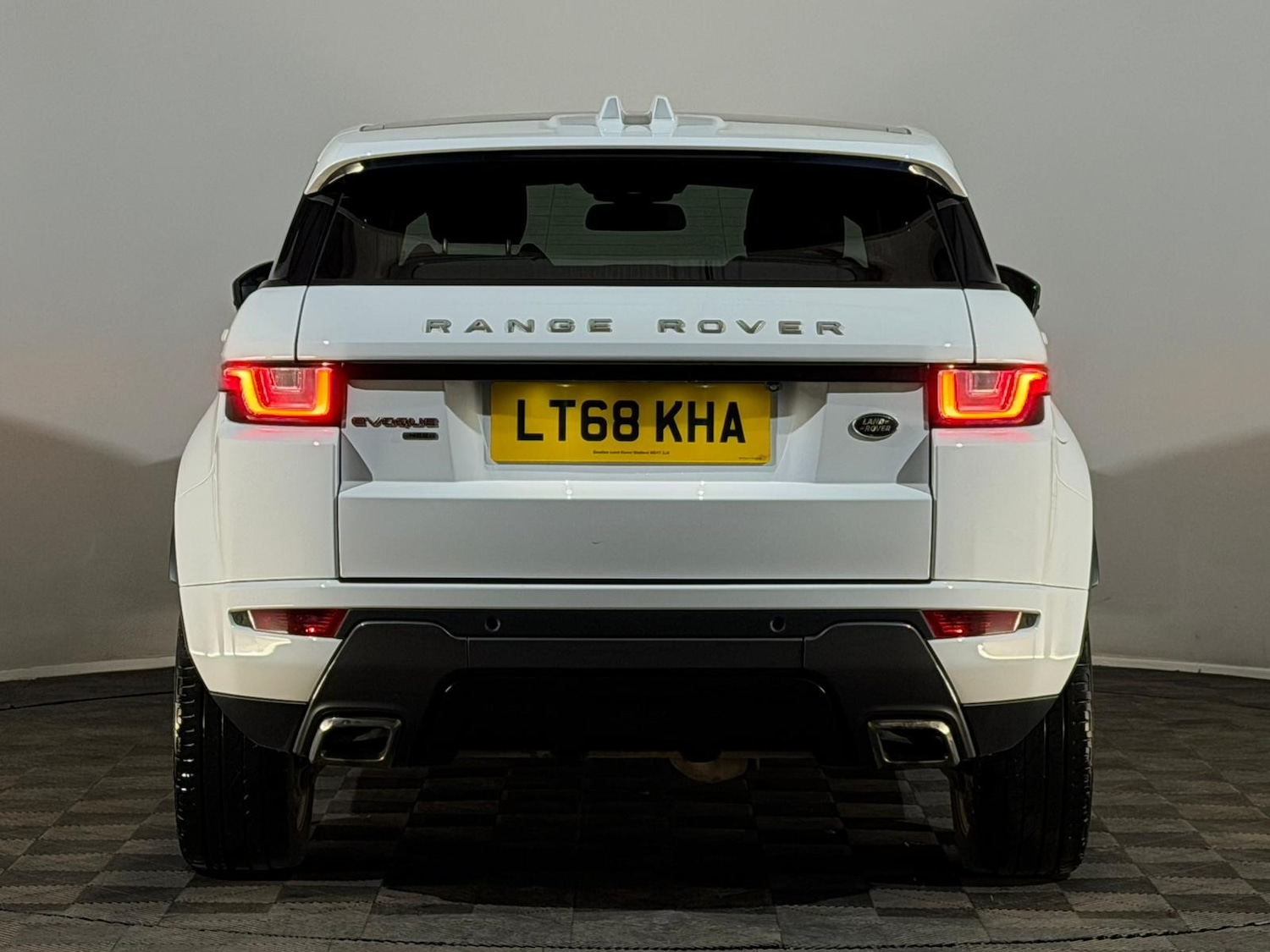 Used Land Rover Range Rover Evoque 2018 for sale - 77873716: Photo 7