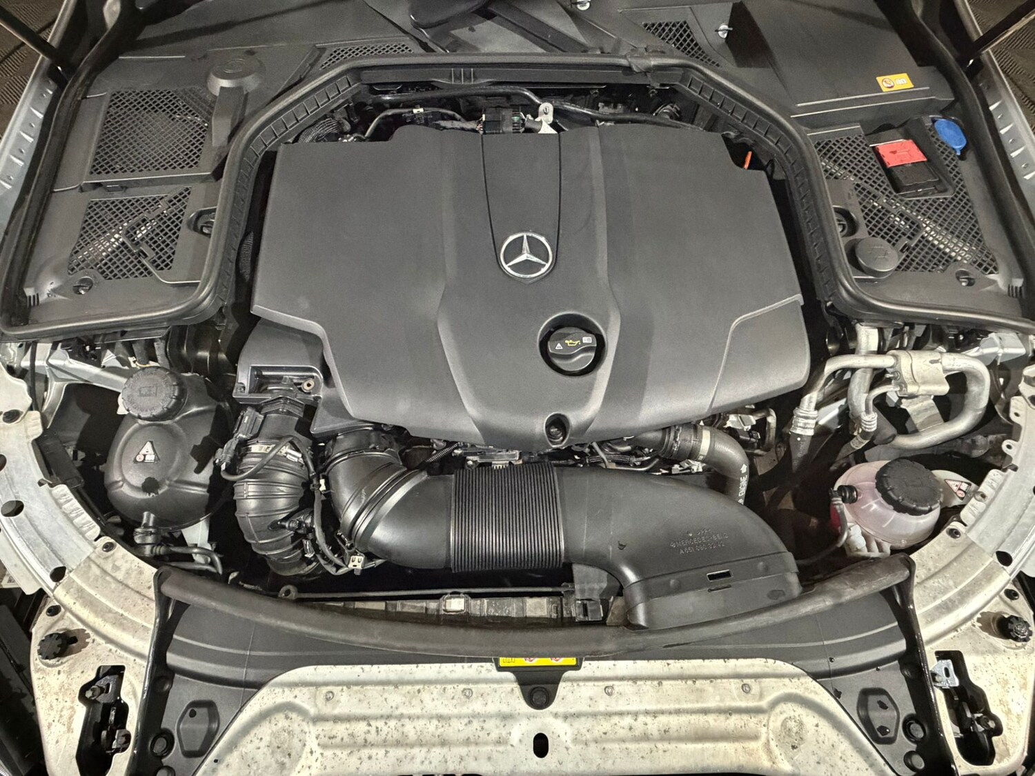 Used Mercedes-Benz C Class 2014 for sale - 77674023: Photo 10