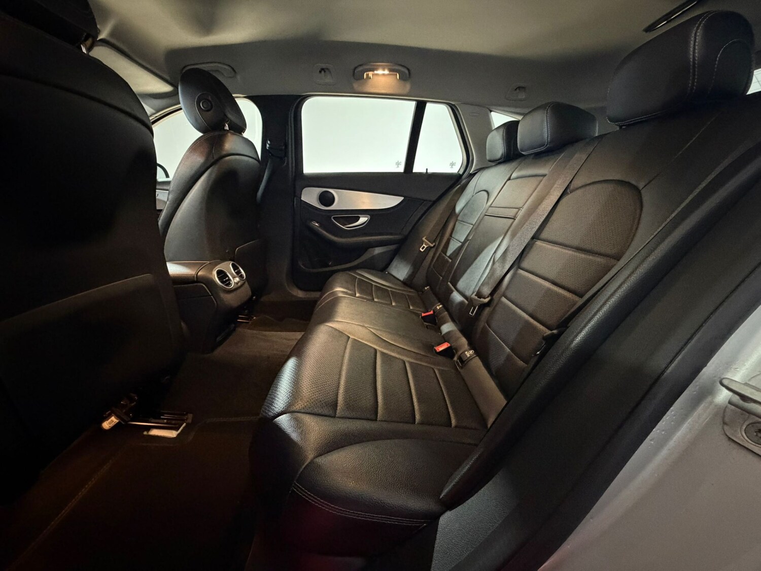 Used Mercedes-Benz C Class 2014 for sale - 77674023: Photo 19