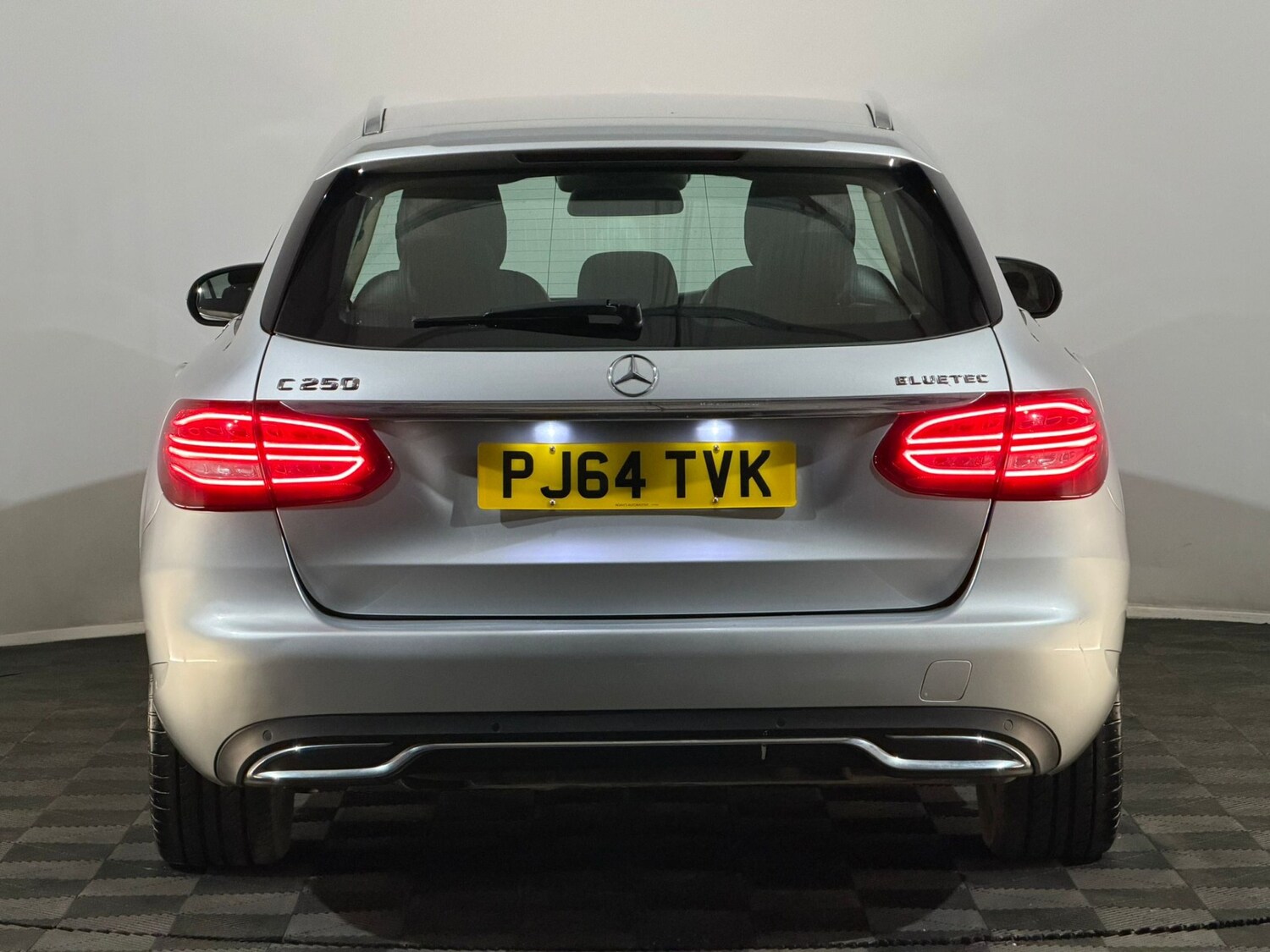 Used Mercedes-Benz C Class 2014 for sale - 77674023: Photo 7