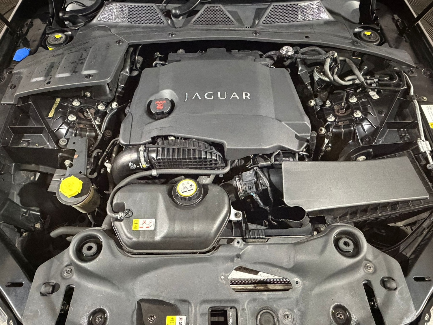 Used Jaguar XJ 2011 for sale - 76170789: Photo 10