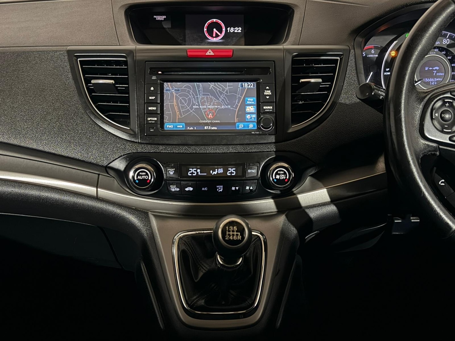 Used Honda CR-V 2015 for sale - 76343998: Photo 15