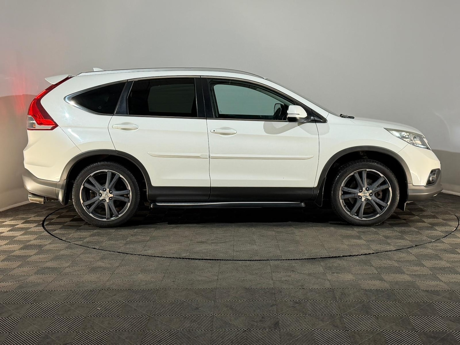 Used Honda CR-V 2015 for sale - 76343998: Photo 4