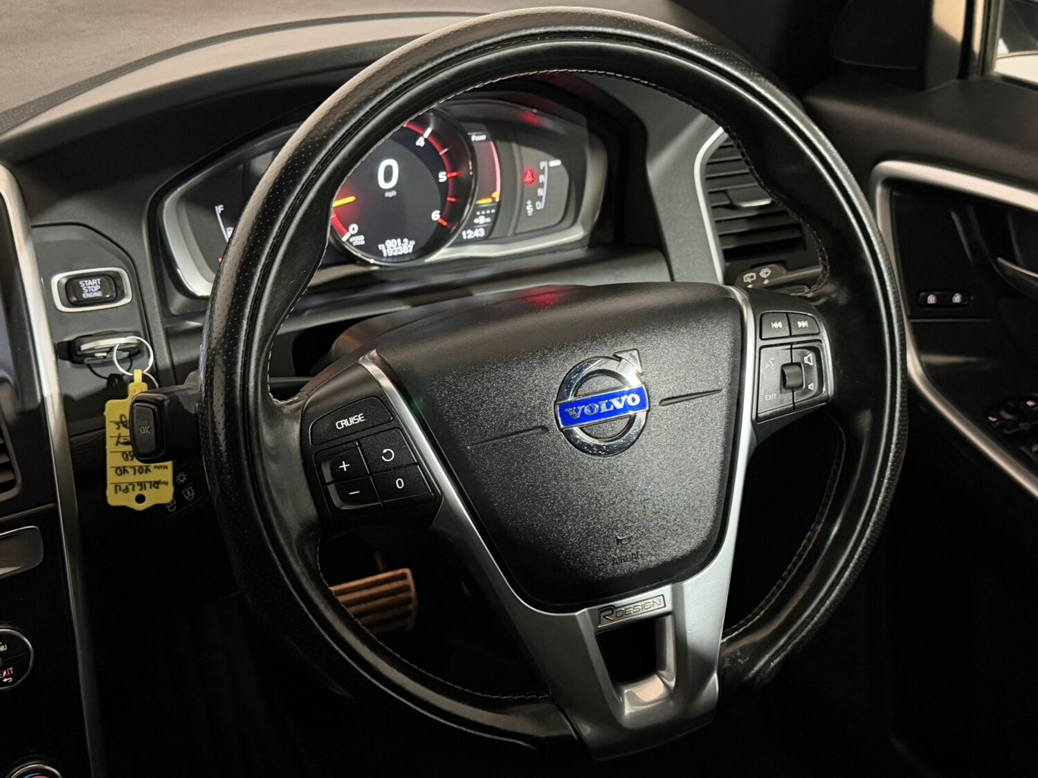 Used Volvo XC60 2016 for sale - 77959845: Photo 13