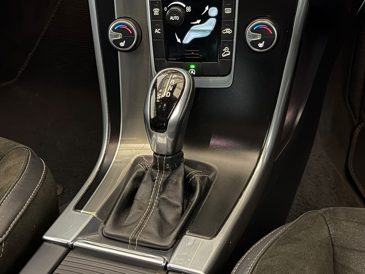 Used Volvo XC60 2016 for sale - 77959845: Photo 14