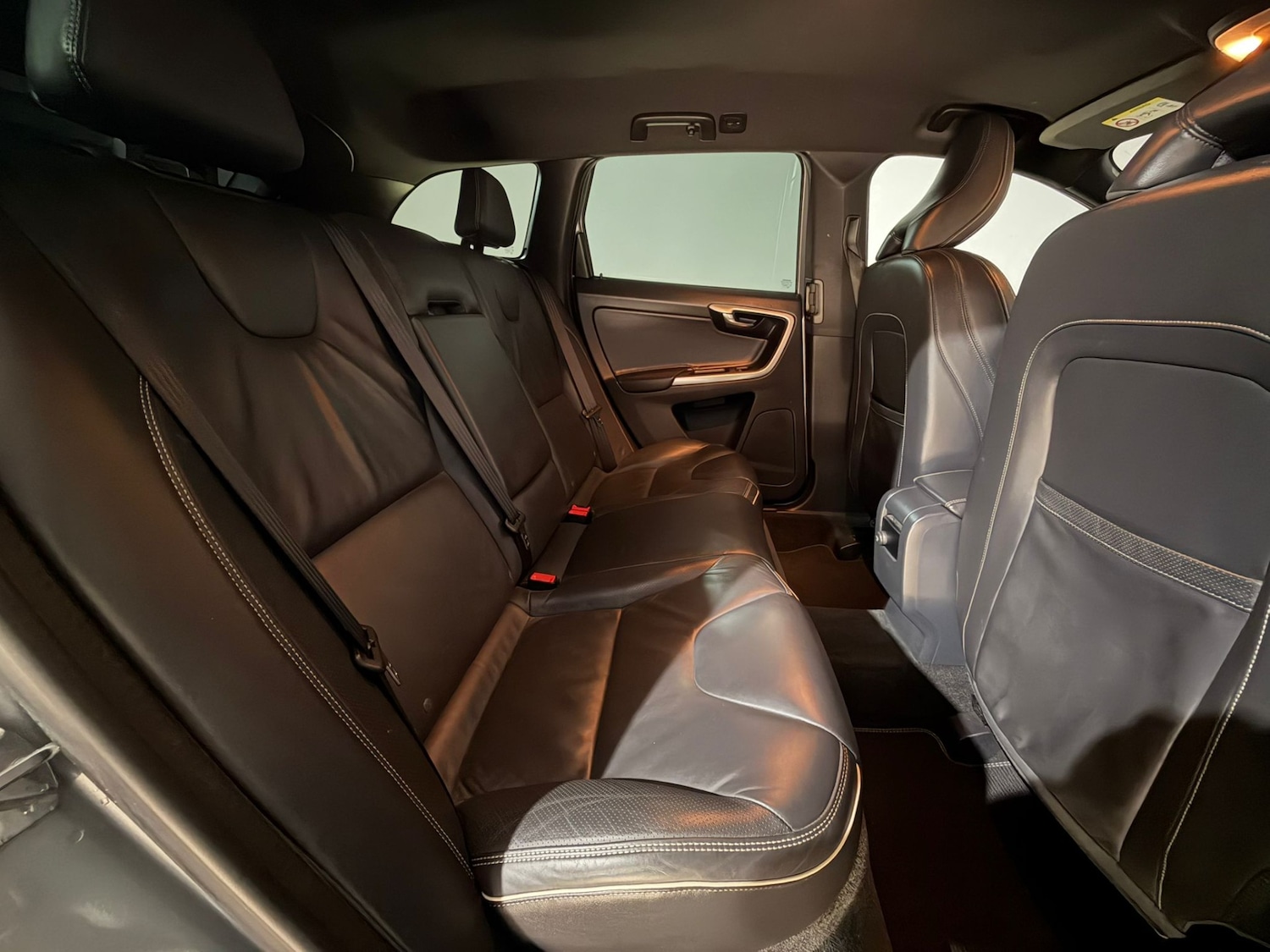 Used Volvo XC60 2014 for sale - 77342547: Photo 15