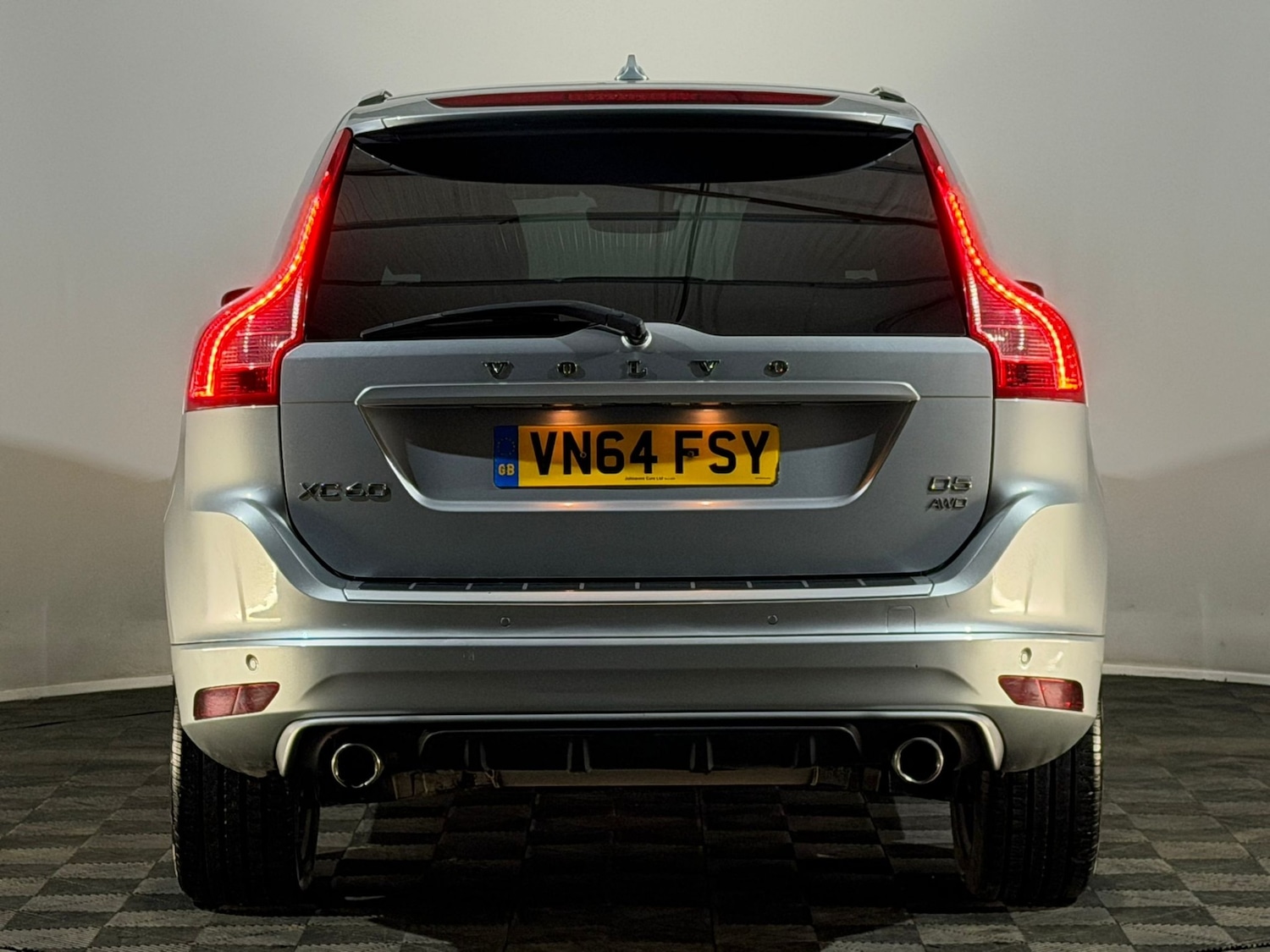 Used Volvo XC60 2014 for sale - 77342547: Photo 4