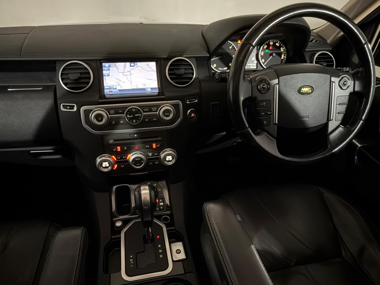 Used Land Rover Discovery 2009 for sale - 76666300: Photo 11