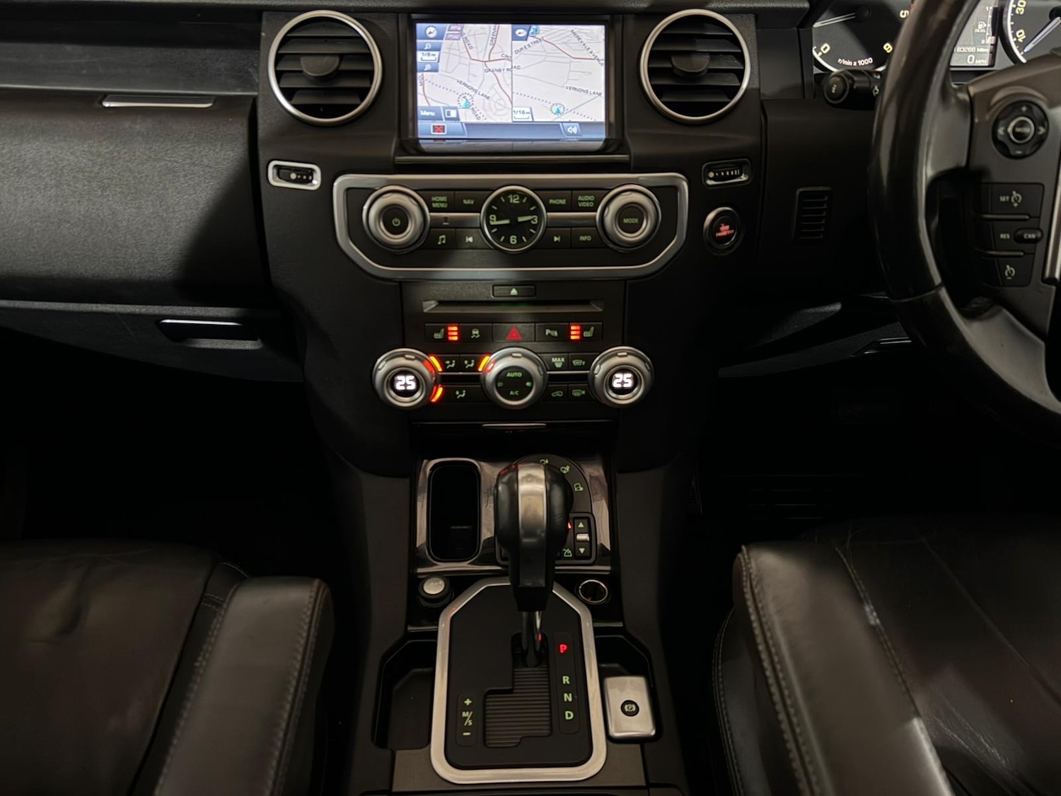 Used Land Rover Discovery 2009 for sale - 76666300: Photo 12