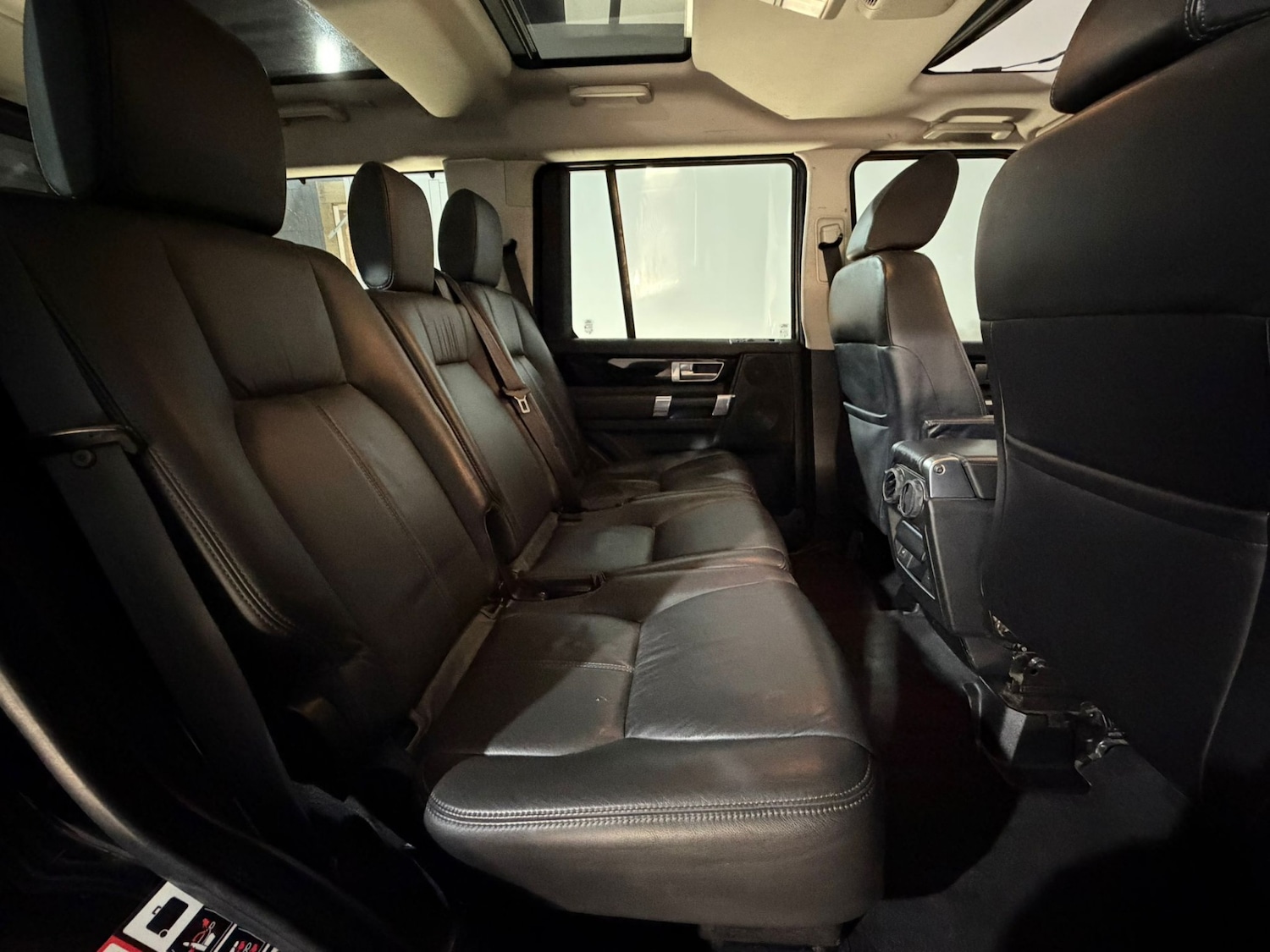 Used Land Rover Discovery 2009 for sale - 76666300: Photo 16