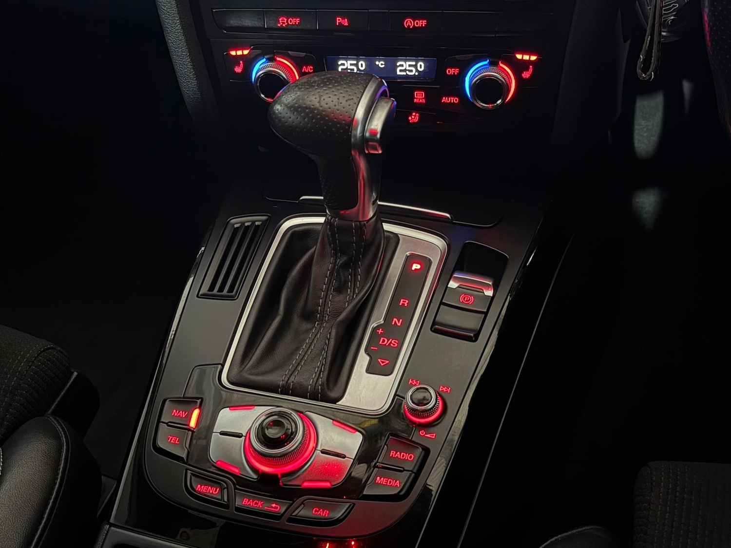 Used Audi A4 2014 for sale - 77482197: Photo 15