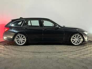Used BMW 3 Series 2017 for sale - 76145745: Photo
