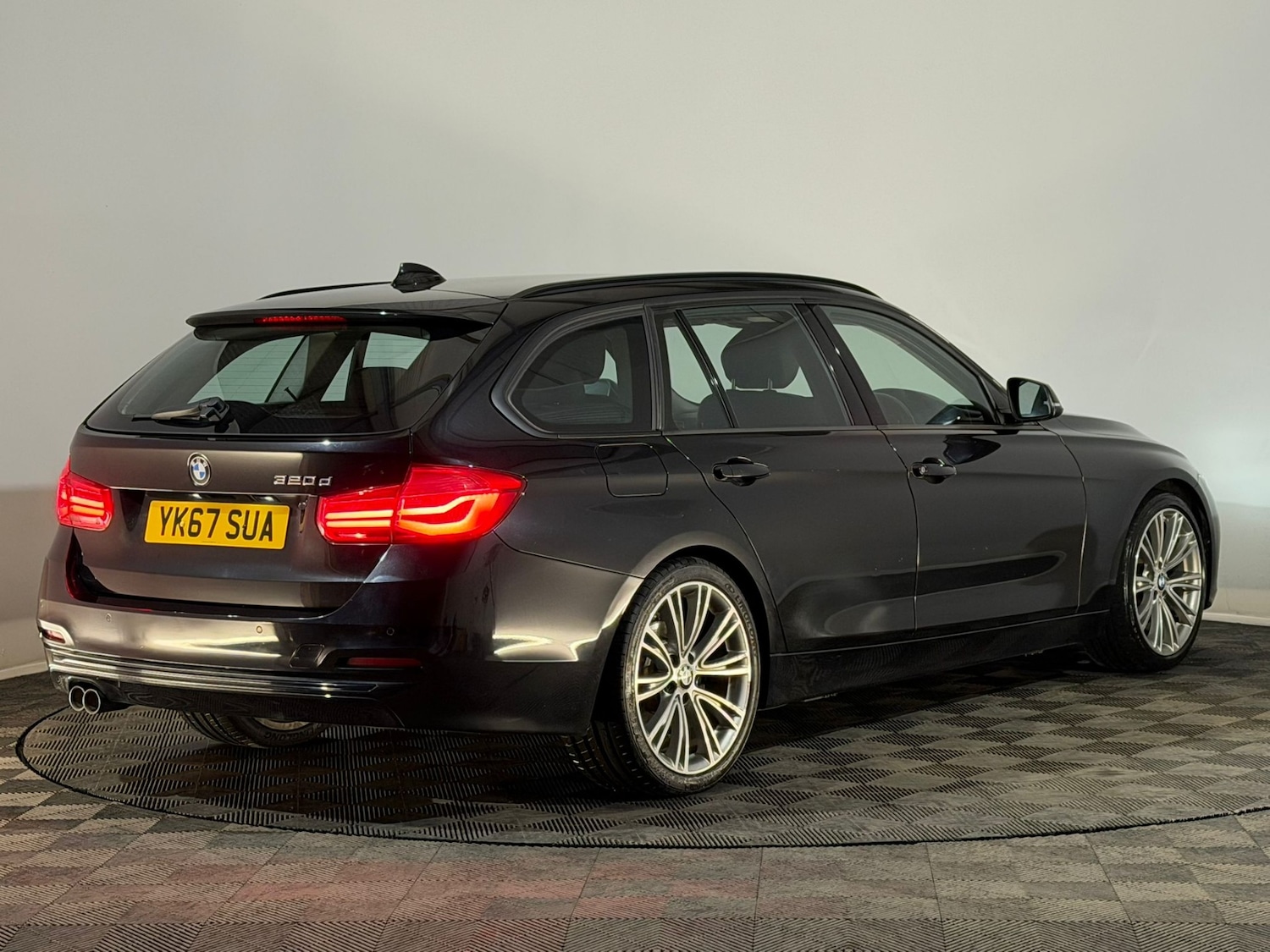 Used BMW 3 Series 2017 for sale - 76145745: Photo 6