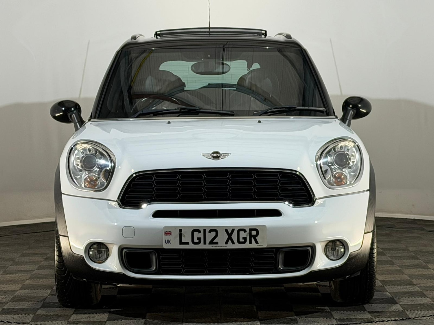 Used MINI Countryman 2012 for sale - 76350515: Photo 2
