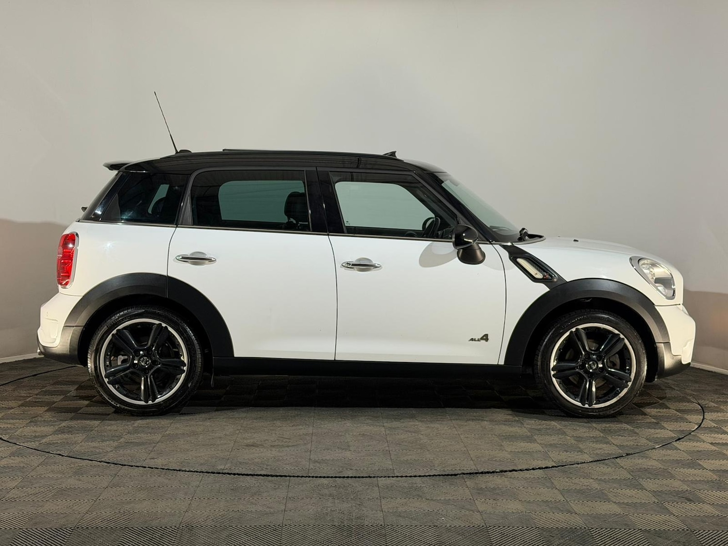Used MINI Countryman 2012 for sale - 76350515: Photo 4