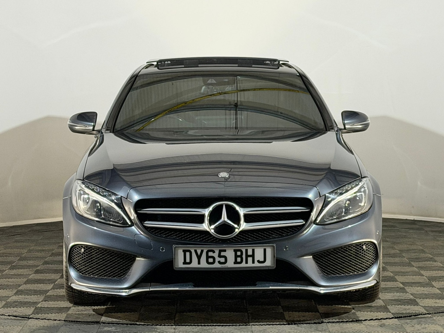 Used Mercedes-Benz C Class 2016 for sale - 77091957: Photo 2