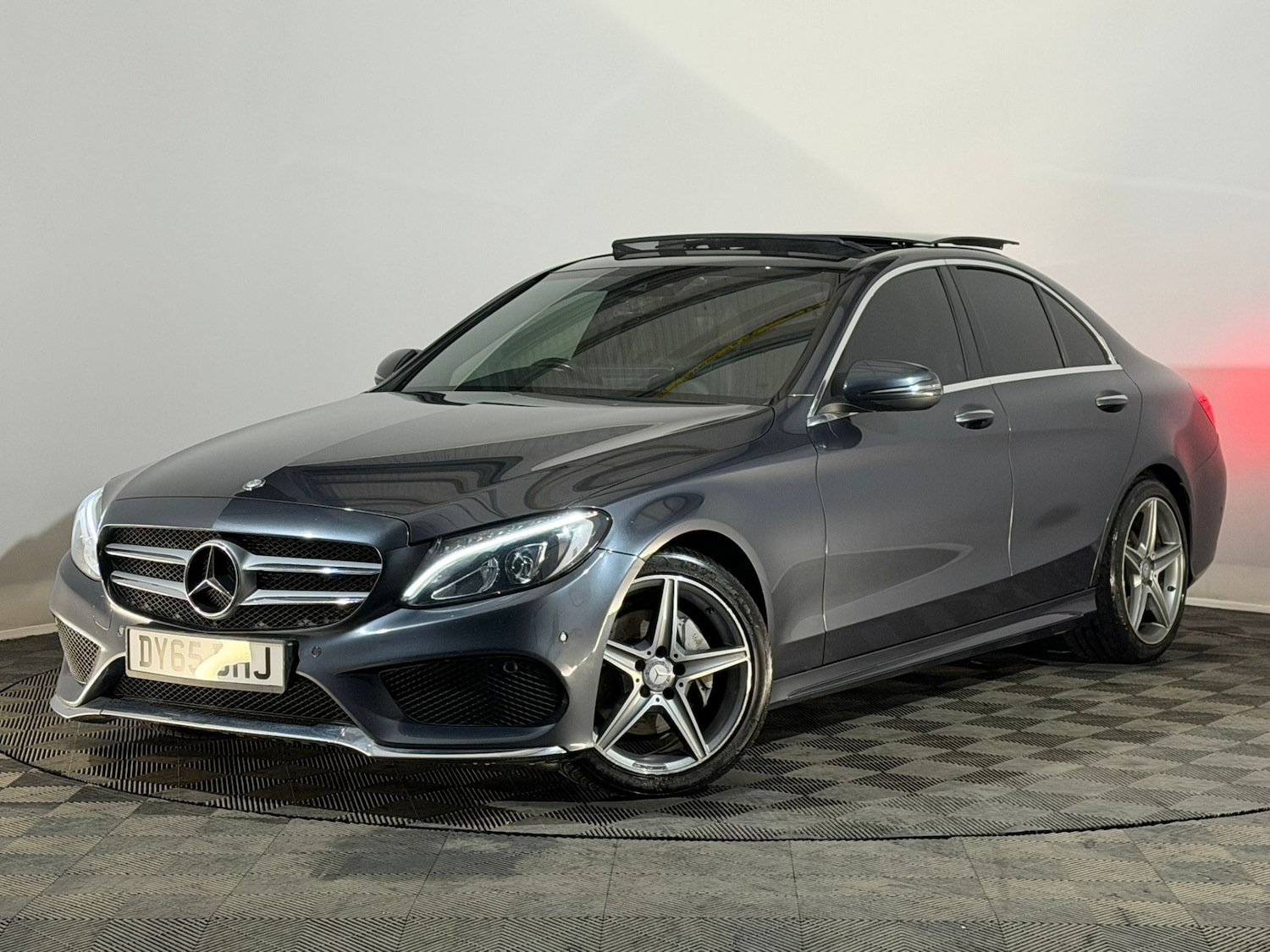 Used Mercedes-Benz C Class 2016 for sale - 77091957: Photo 3