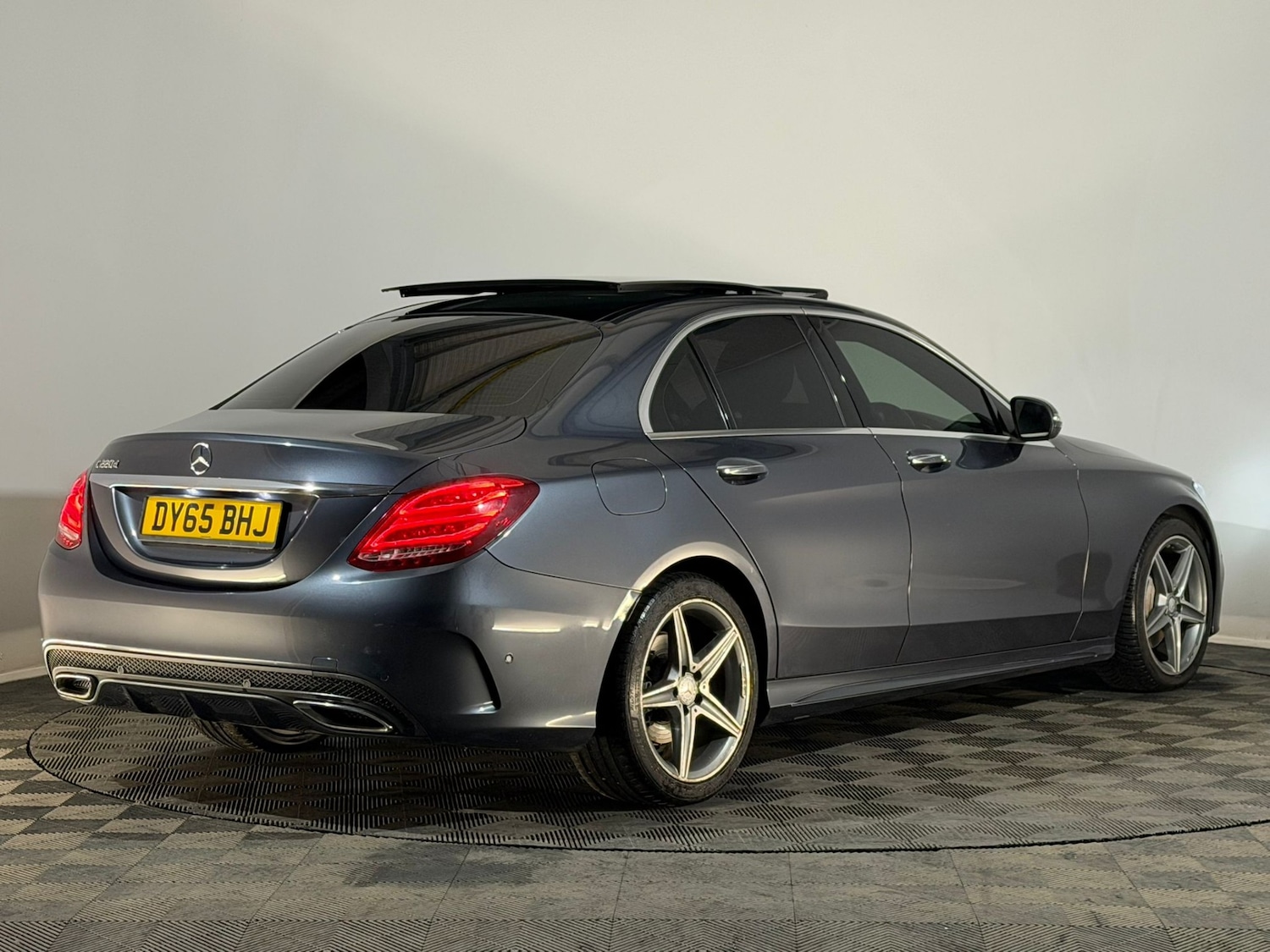 Used Mercedes-Benz C Class 2016 for sale - 77091957: Photo 6