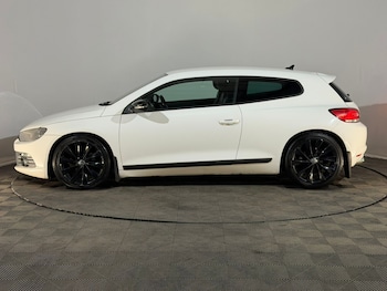 Used Volkswagen Scirocco 2012 for sale - 78698983: Photo