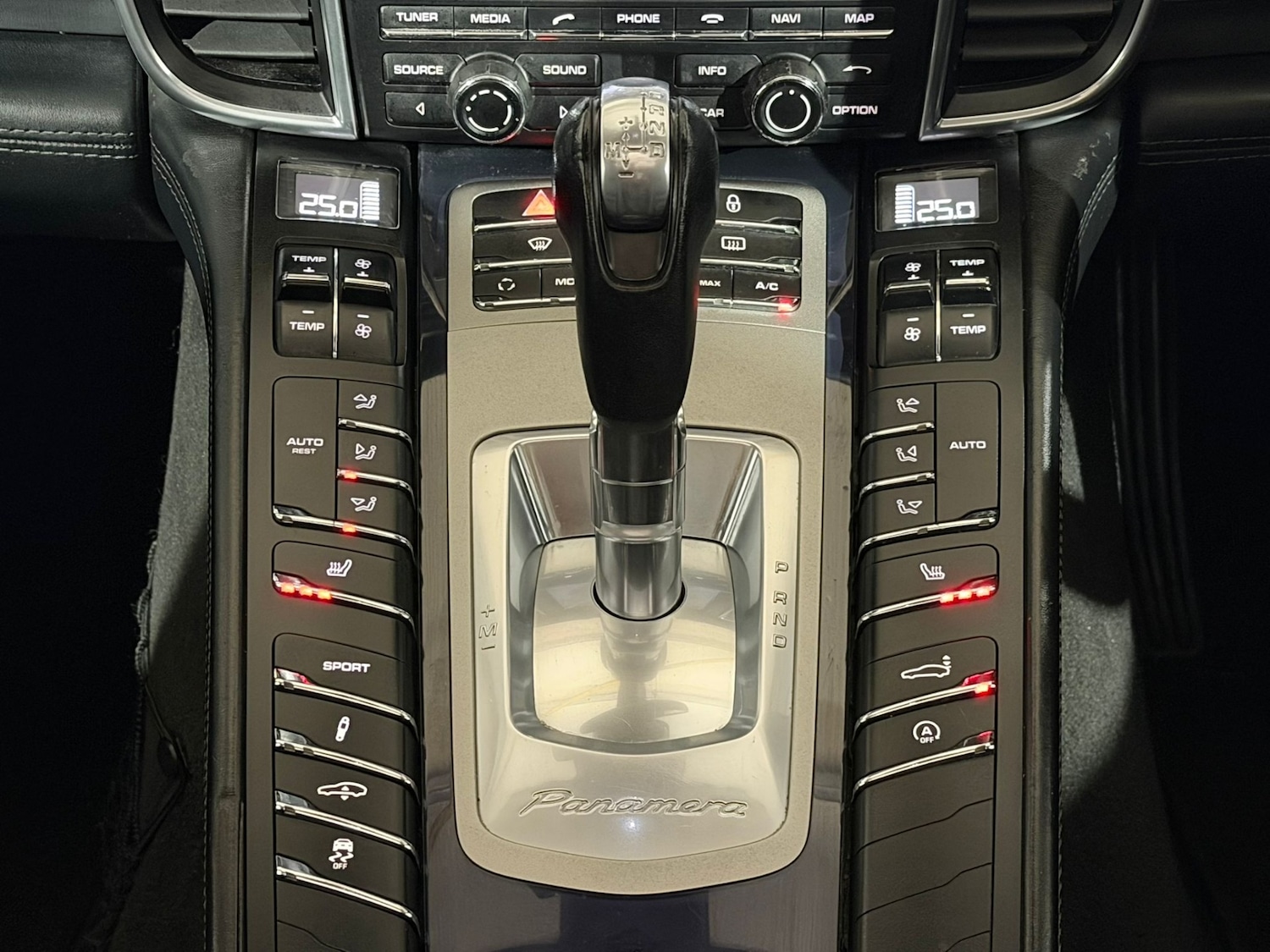 Used Porsche Panamera 2011 for sale - 78198846: Photo 15