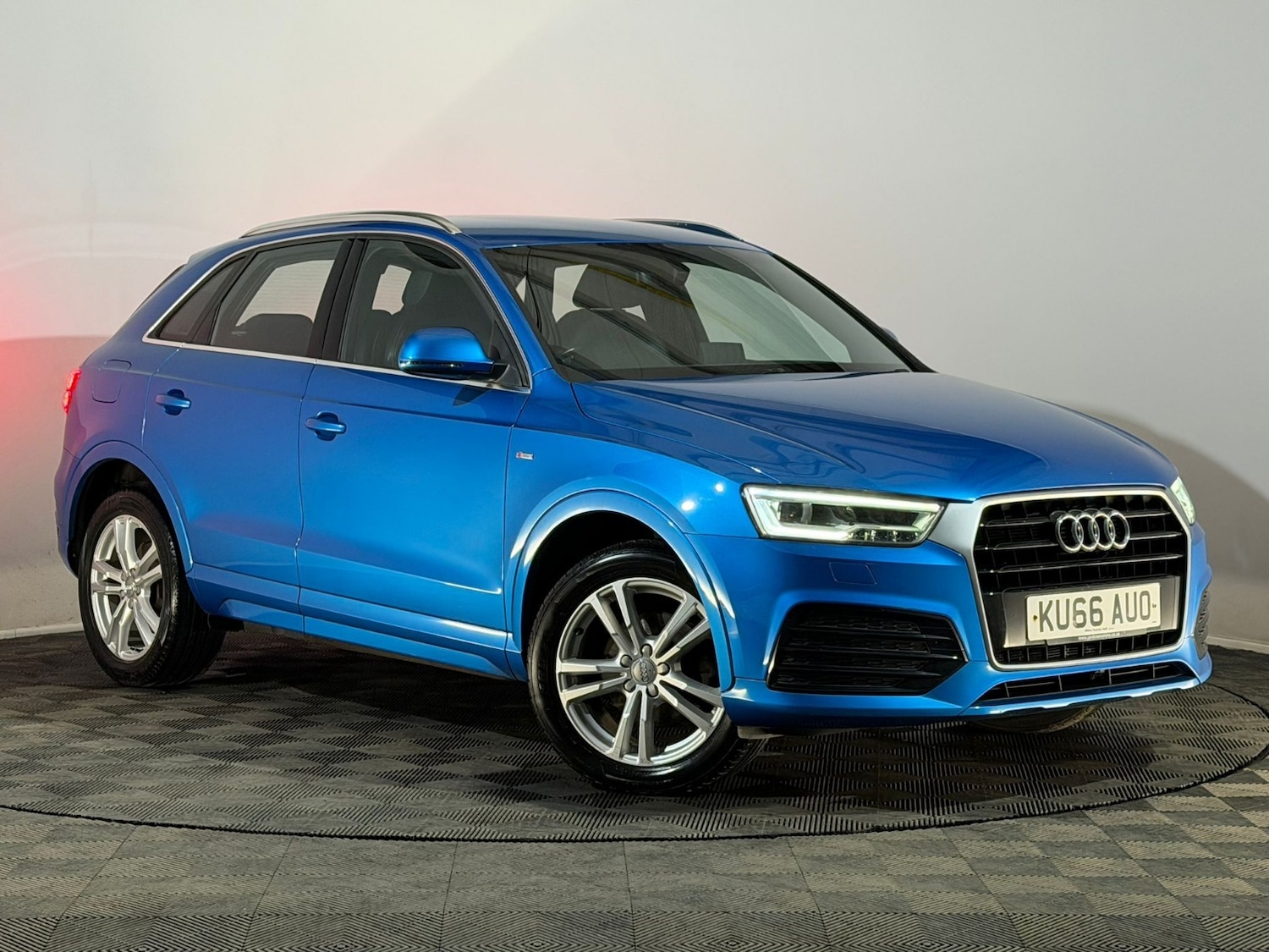 Used Audi Q3 2016 for sale - 76298265: Photo 1