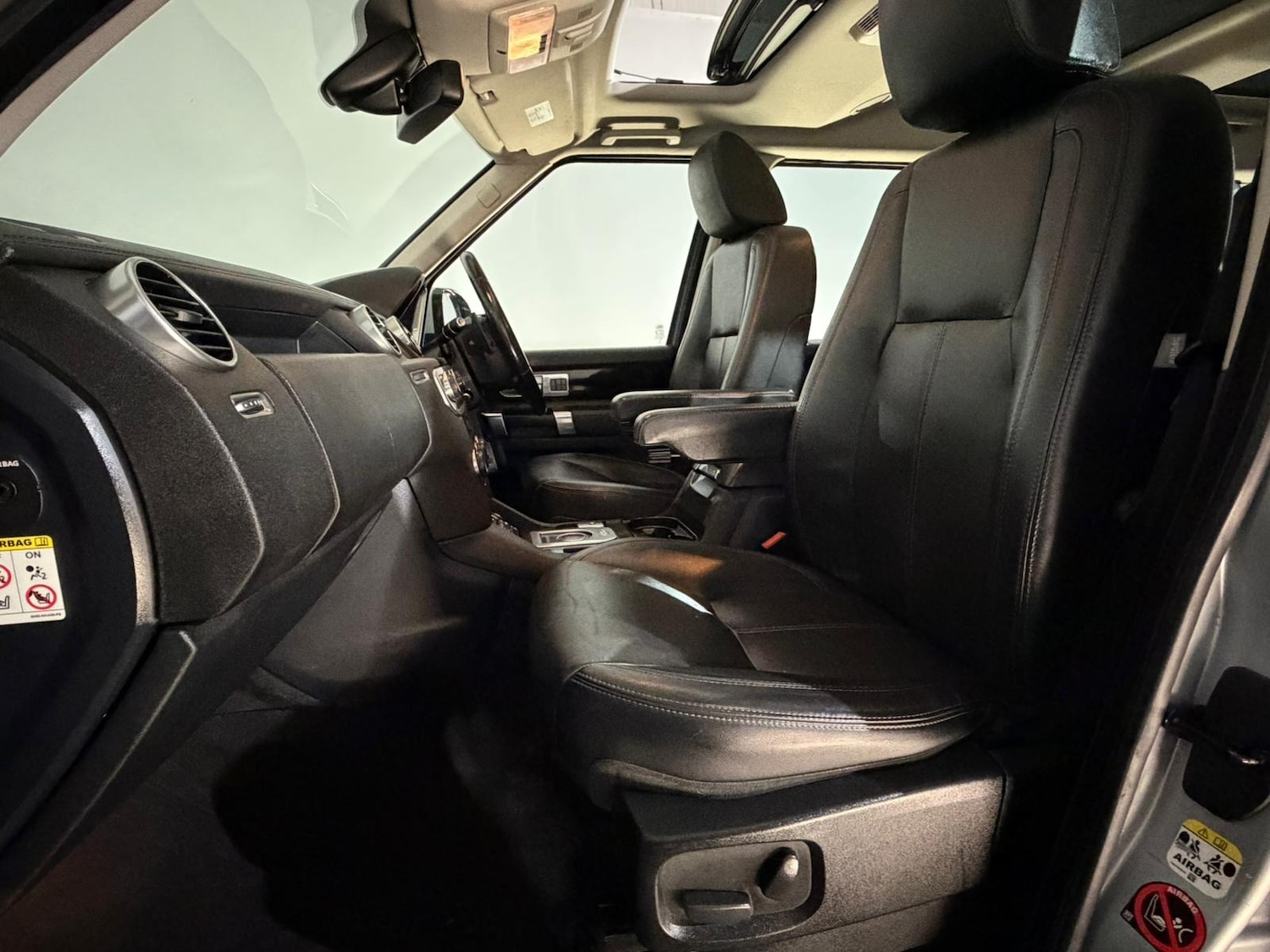 Used Land Rover Discovery 2015 for sale - 76089961: Photo 17