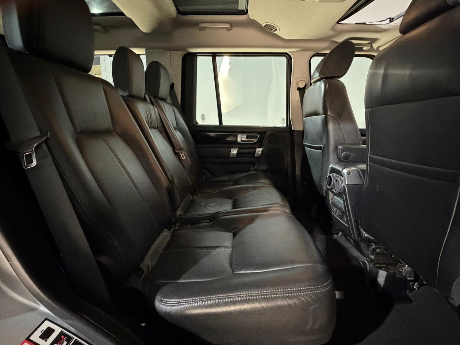 Used Land Rover Discovery 2015 for sale - 76089961: Photo 19