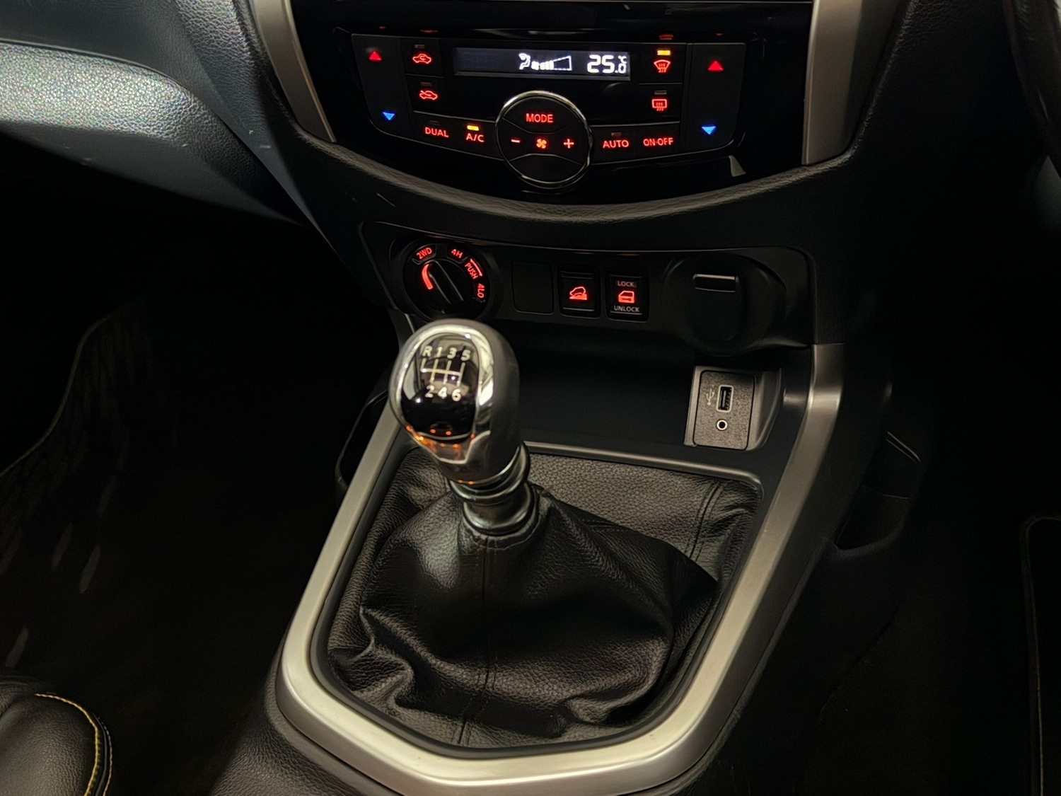 Used Nissan Navara 2019 for sale - 78089250: Photo 14