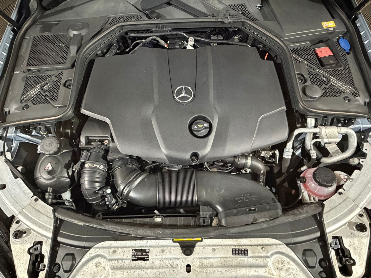 Used Mercedes-Benz C Class 2014 for sale - 77049330: Photo 10