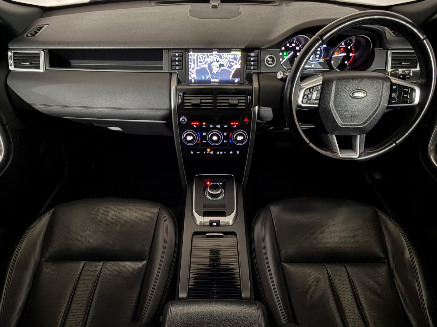 Used Land Rover Discovery Sport 2019 for sale - 76931778: Photo 11