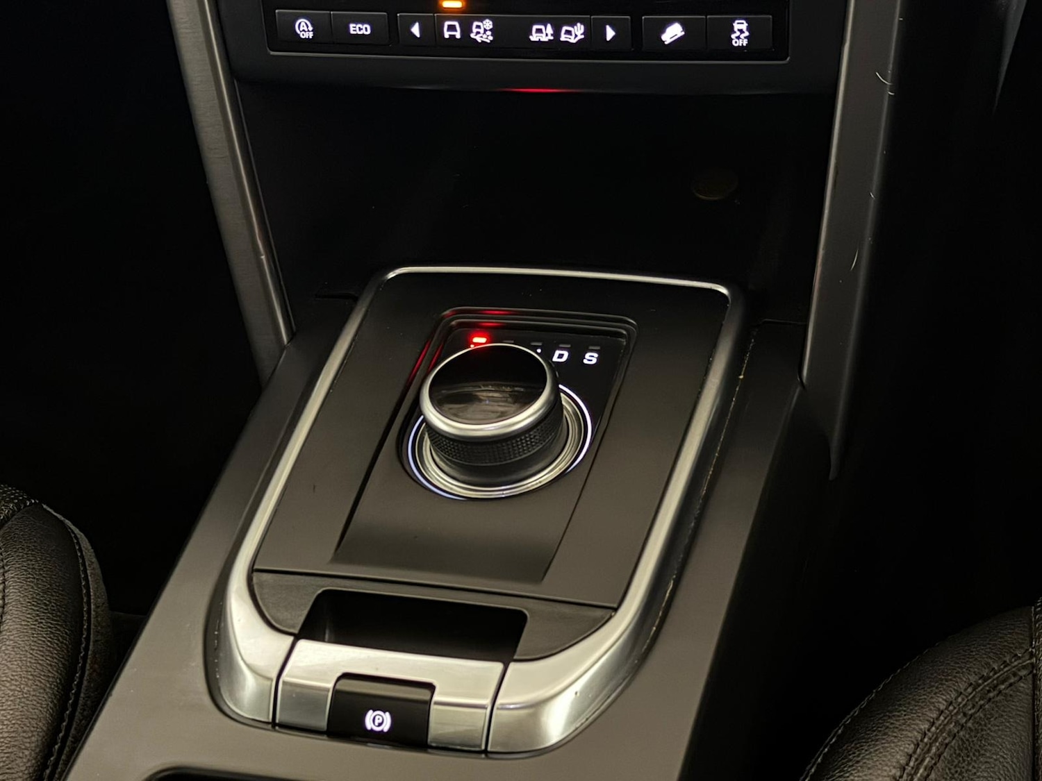 Used Land Rover Discovery Sport 2019 for sale - 76931778: Photo 13