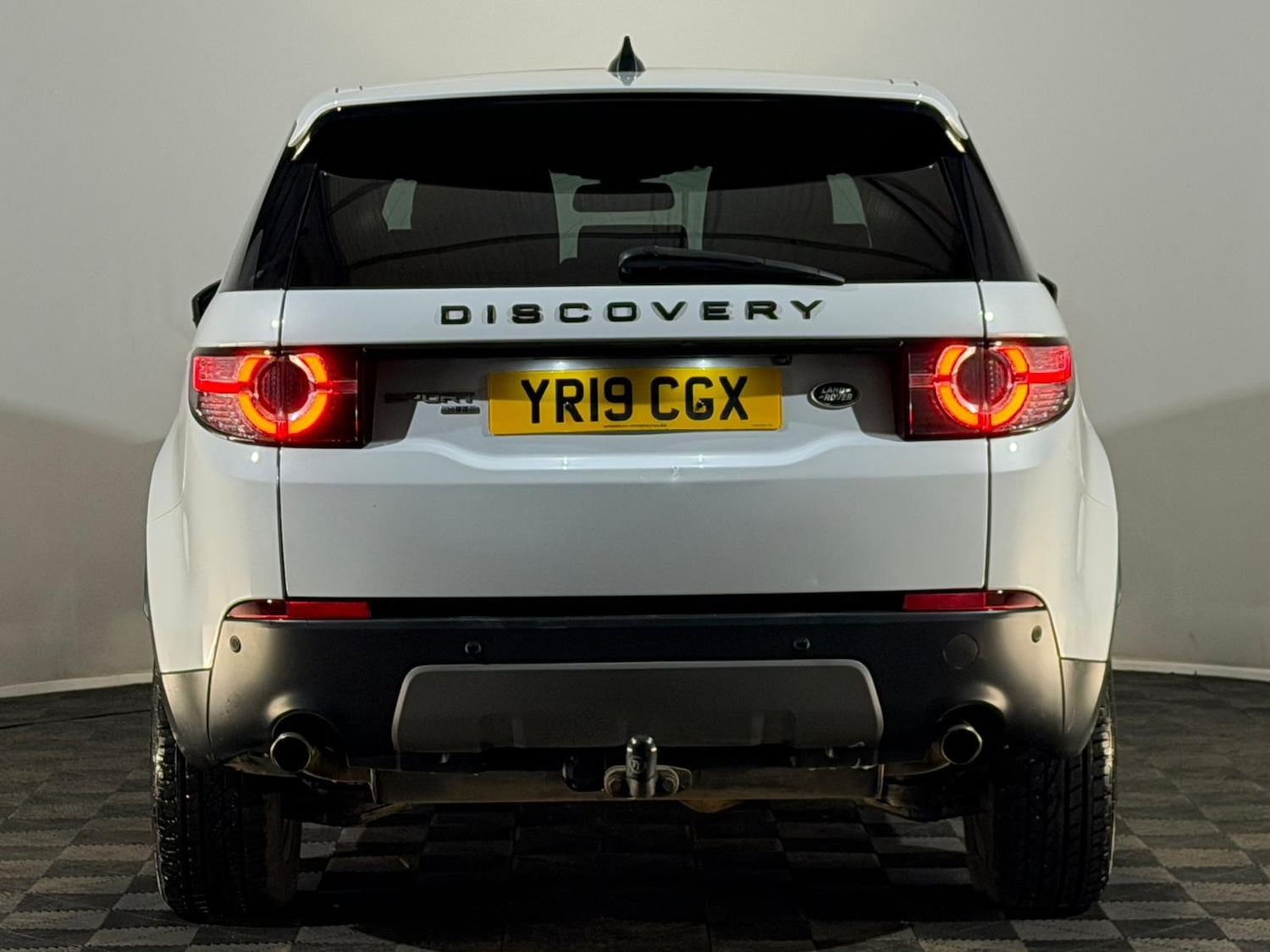 Used Land Rover Discovery Sport 2019 for sale - 76931778: Photo 7