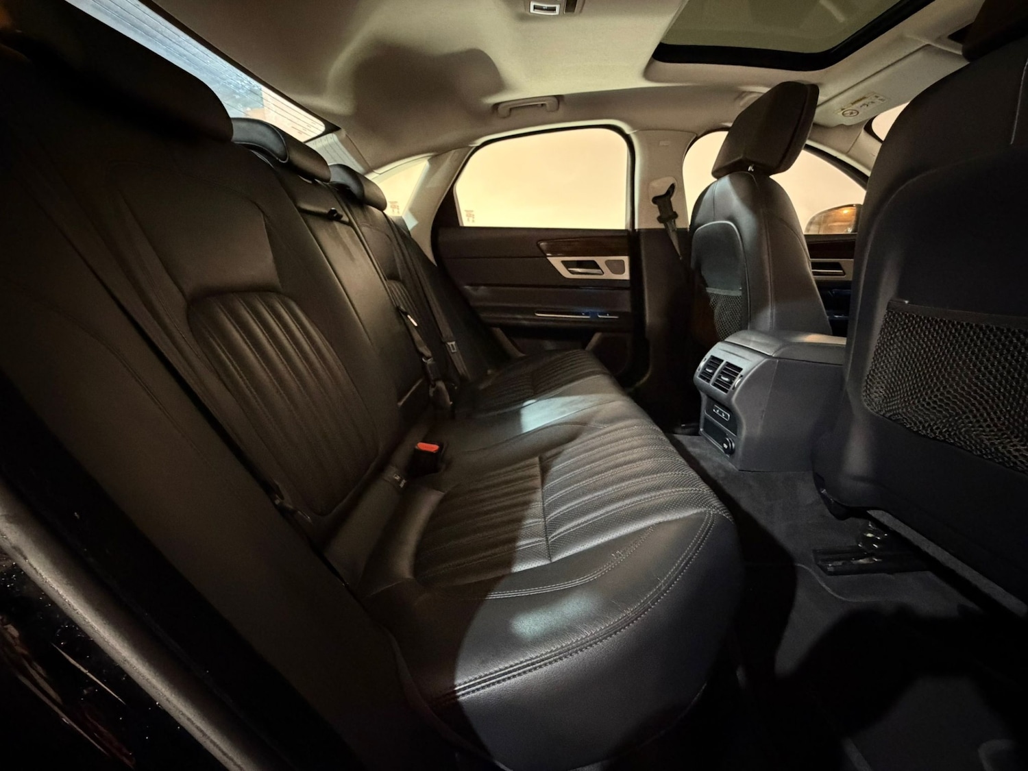 Used Jaguar XF 2017 for sale - 76611347: Photo 17