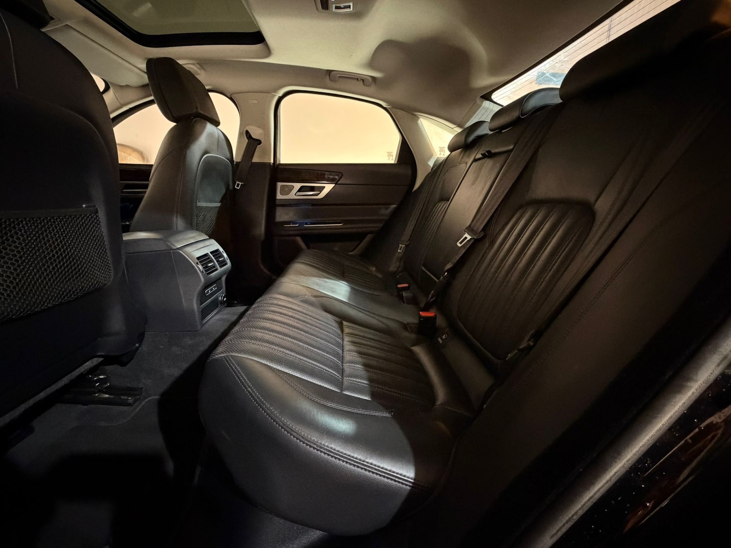 Used Jaguar XF 2017 for sale - 76611347: Photo 18