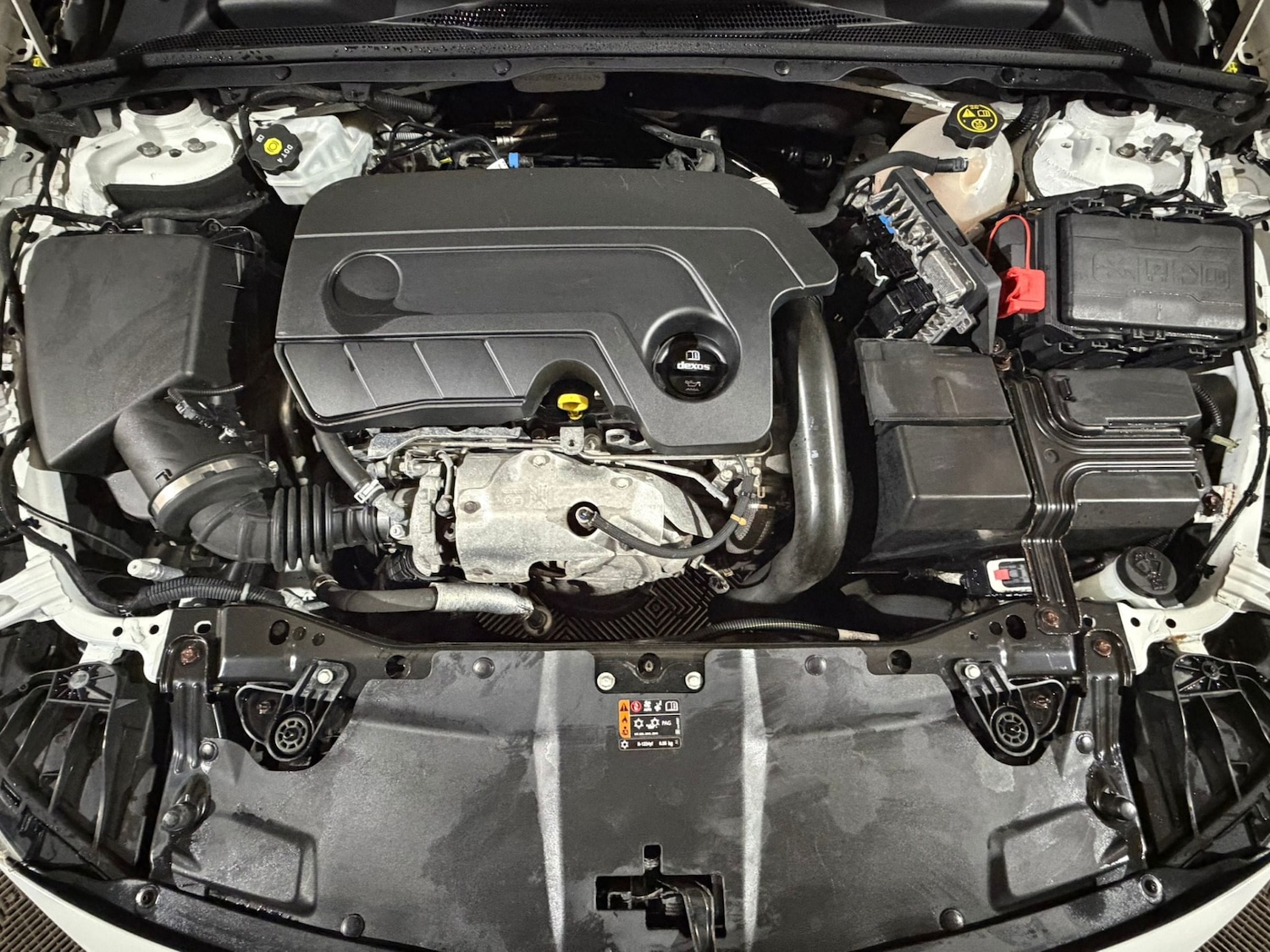 Used Vauxhall Insignia 2017 for sale - 77164701: Photo 10