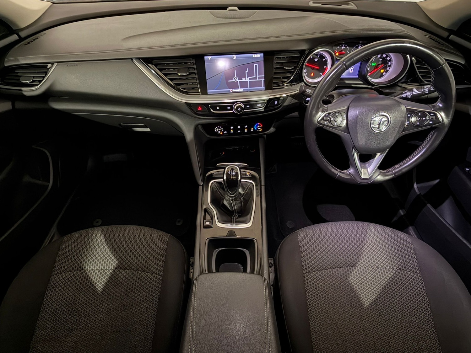 Used Vauxhall Insignia 2017 for sale - 77164701: Photo 11