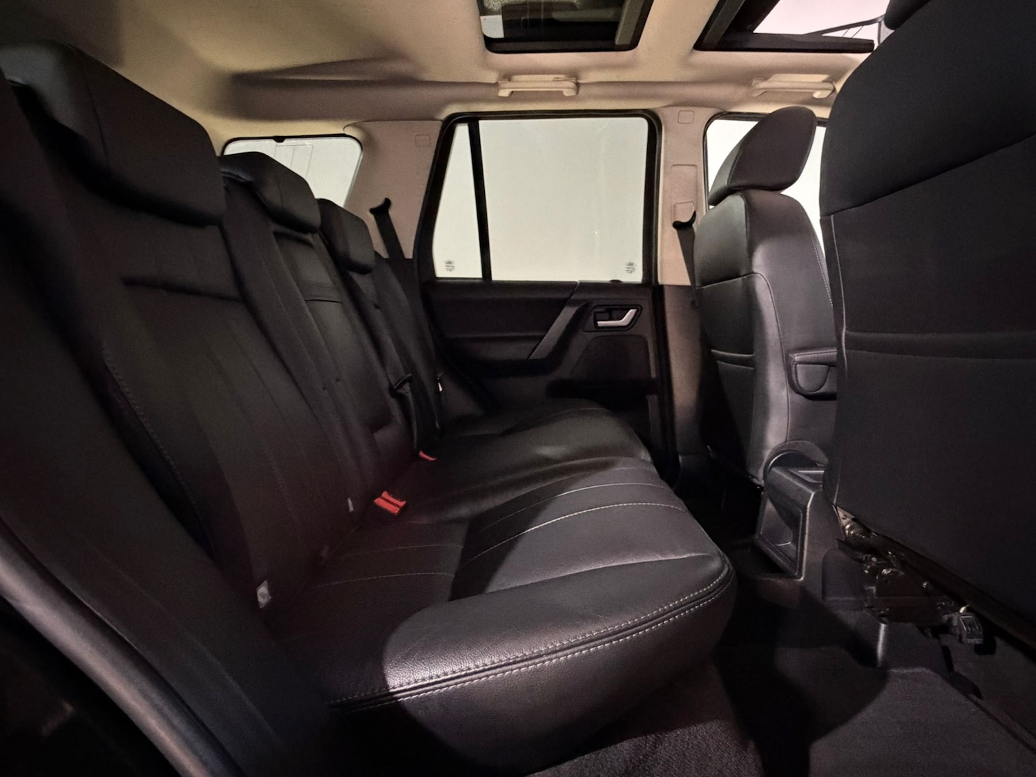 Used Land Rover Freelander 2012 for sale - 76477544: Photo 19