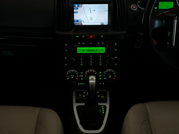 Used Land Rover Freelander 2011 for sale - 75457680: Photo 14
