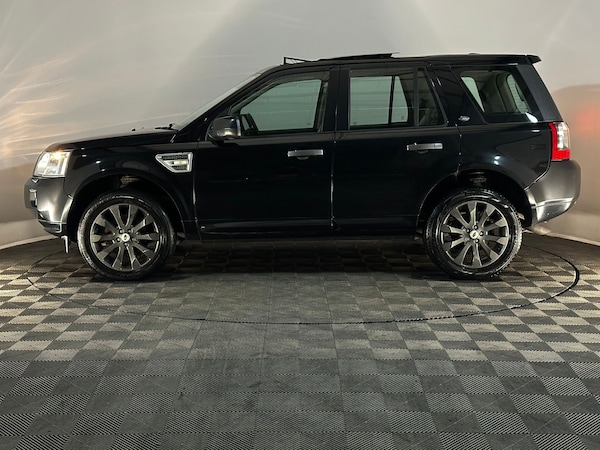 Used Land Rover Freelander 2011 for sale - 75457680: Photo 5
