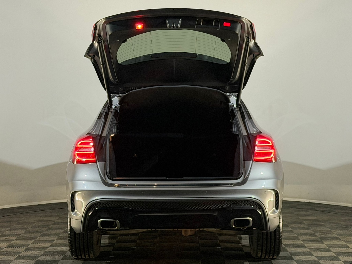 Used Mercedes-Benz GLA 2016 for sale - 77339654: Photo 8