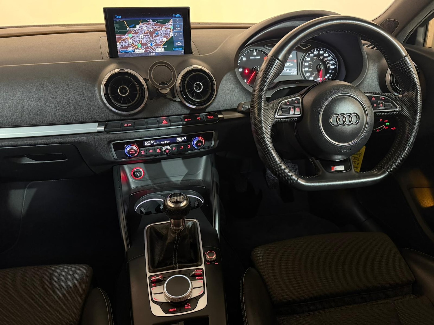 Used Audi A3 2014 for sale - 76826298: Photo 12