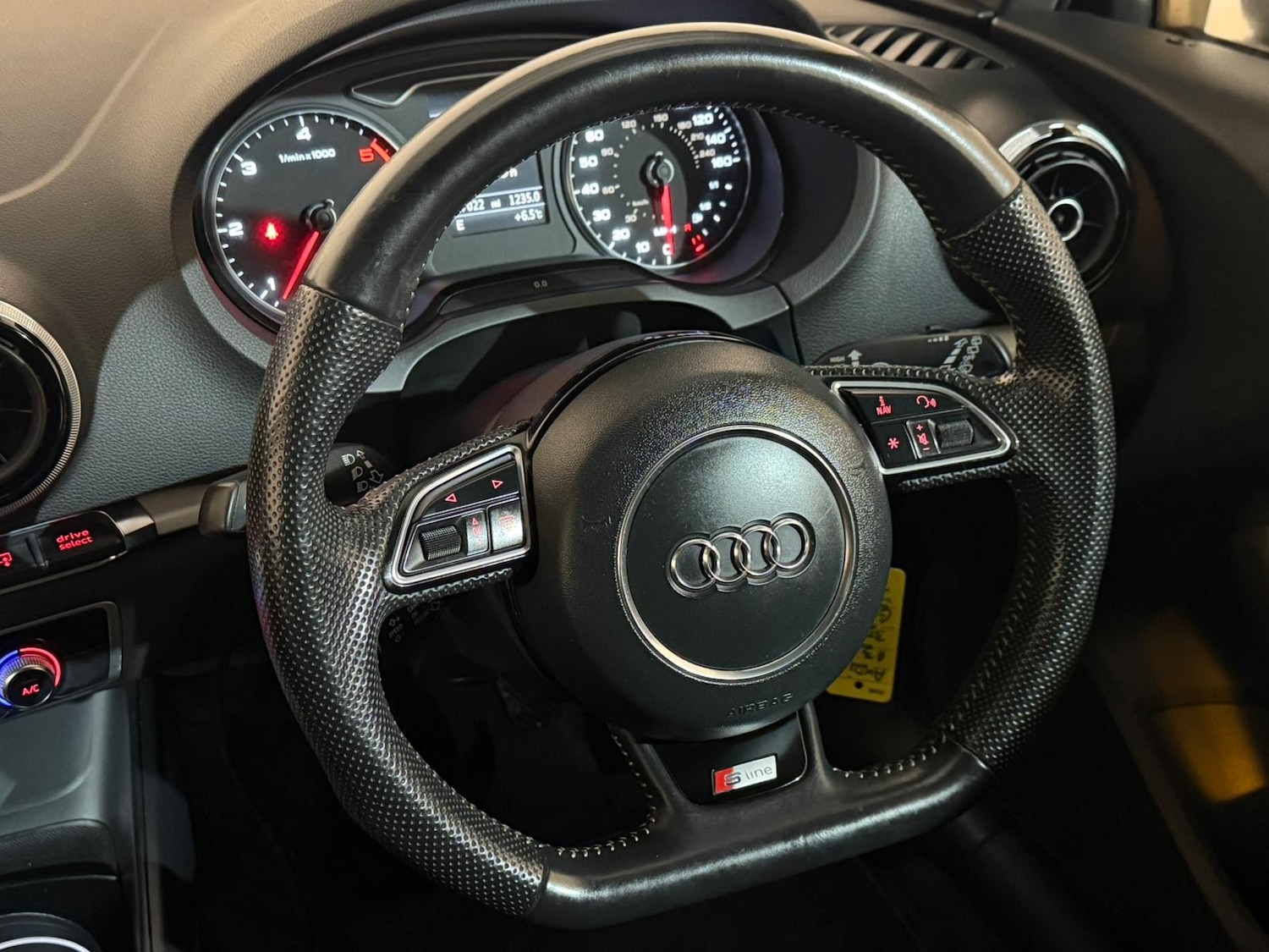 Used Audi A3 2014 for sale - 76826298: Photo 13