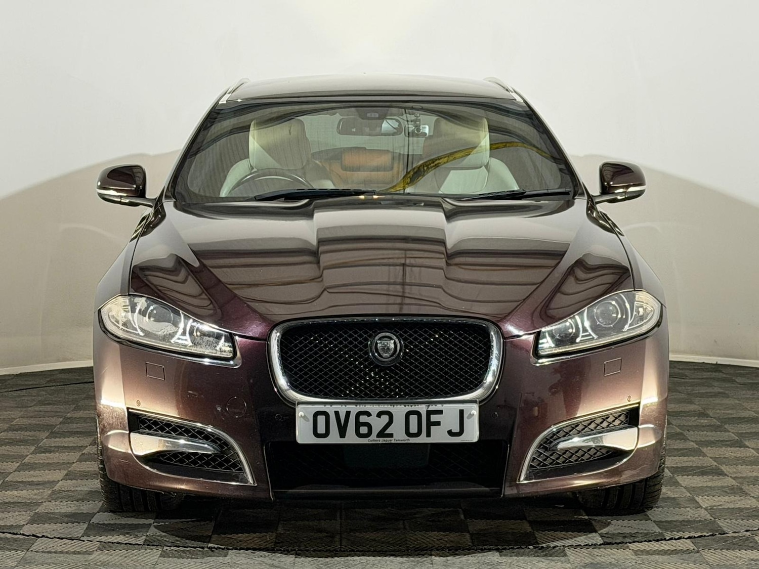 Used Jaguar XF 2012 for sale - 76987006: Photo 2