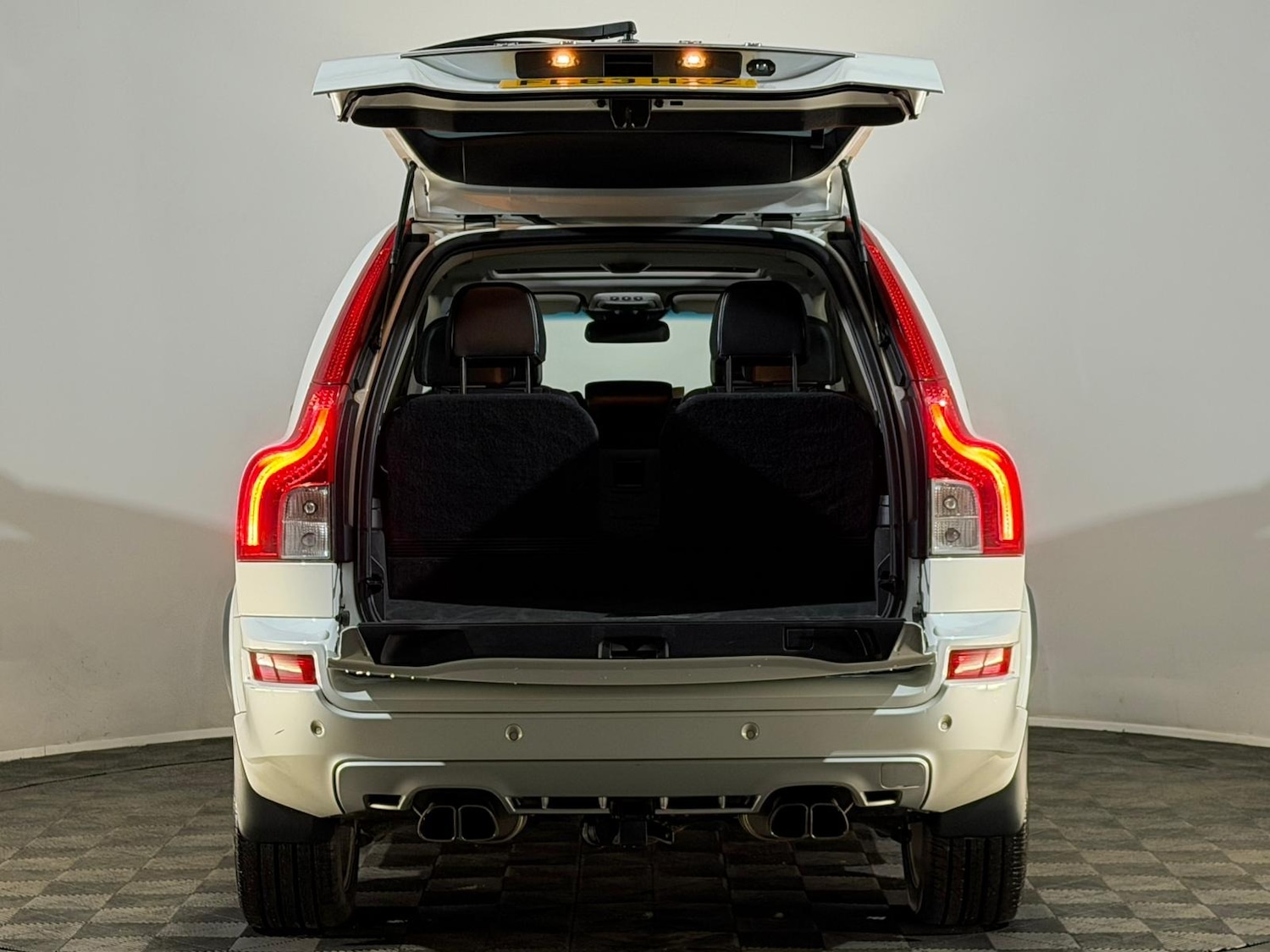 Used Volvo XC90 2013 for sale - 76745404: Photo 8