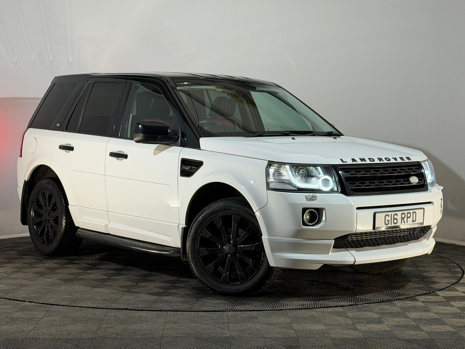 Used Land Rover Freelander 2013 for sale - 76611469: Photo 1