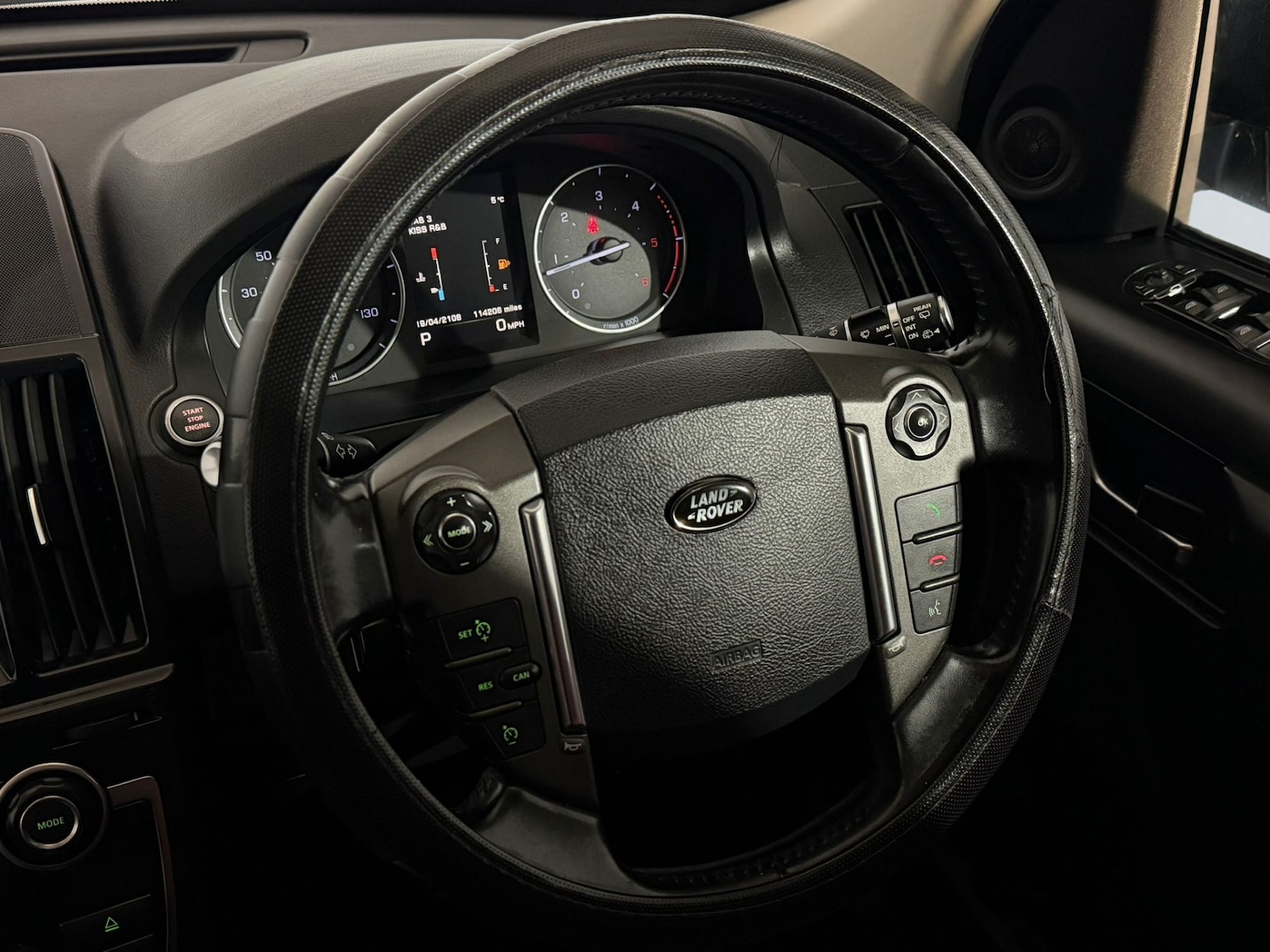 Used Land Rover Freelander 2013 for sale - 76611469: Photo 13