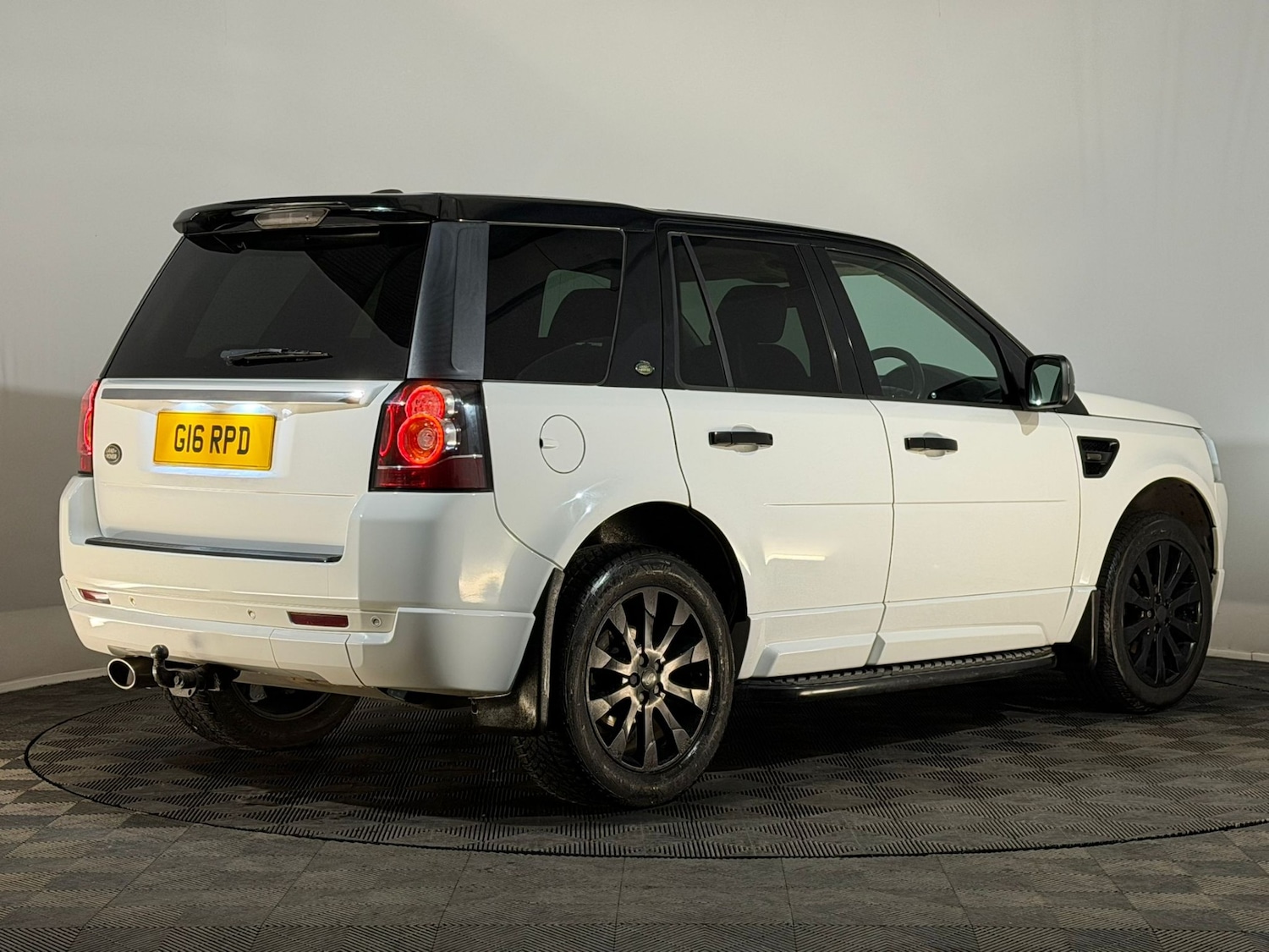 Used Land Rover Freelander 2013 for sale - 76611469: Photo 6