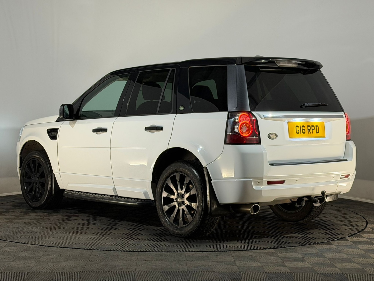 Used Land Rover Freelander 2013 for sale - 76611469: Photo 9