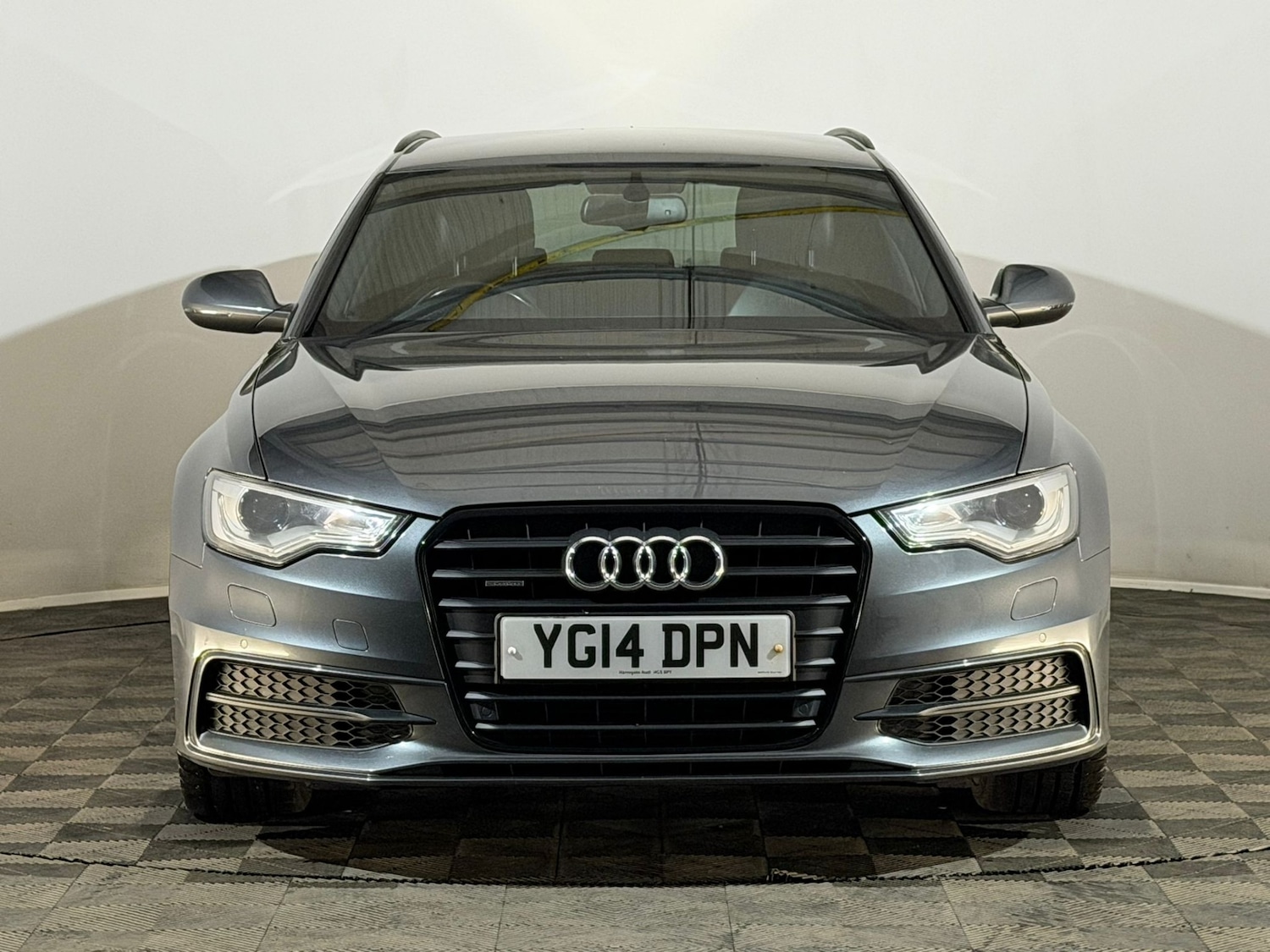 Used Audi A6 2014 for sale - 78137097: Photo 2