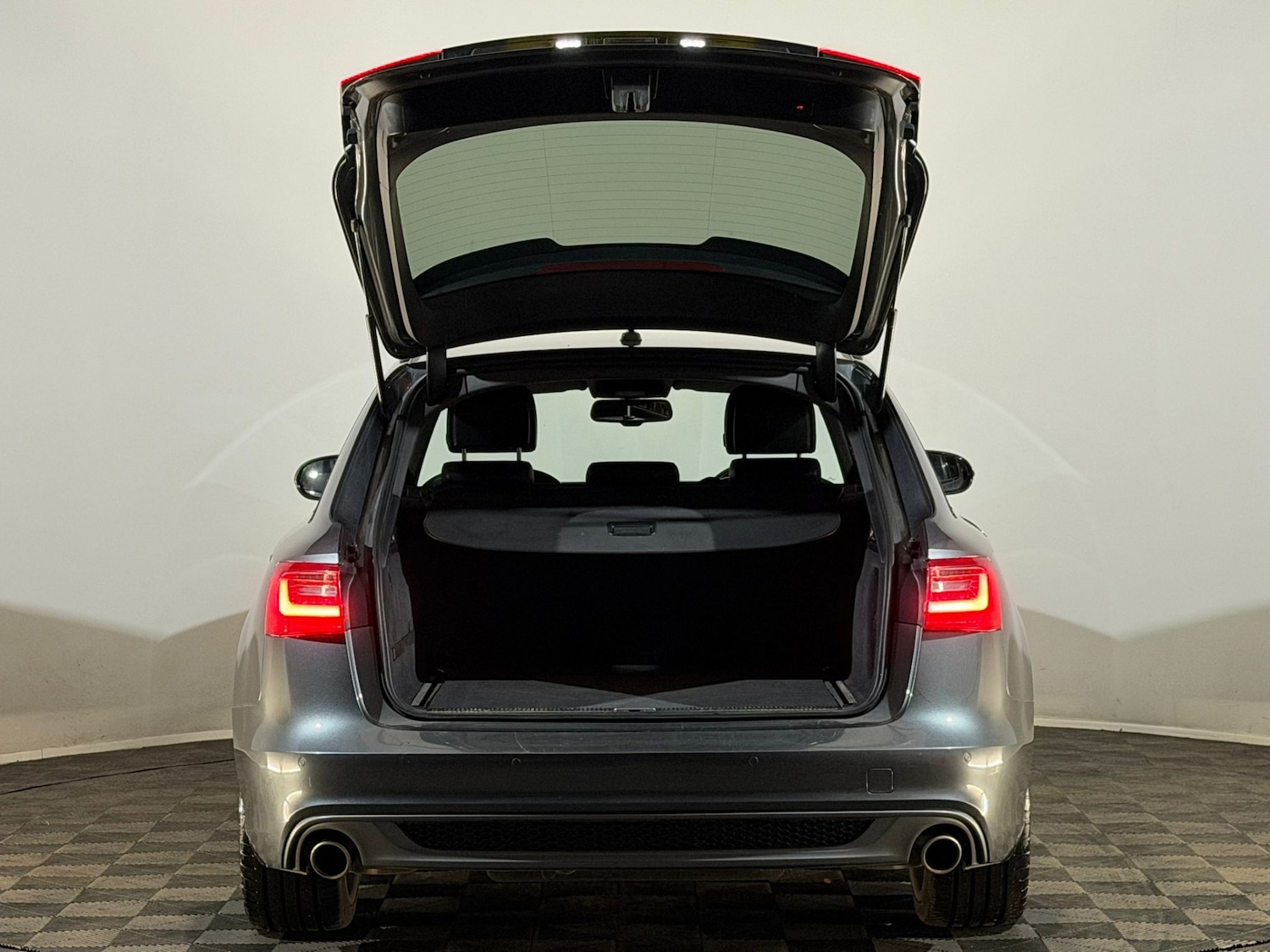 Used Audi A6 2014 for sale - 78137097: Photo 8